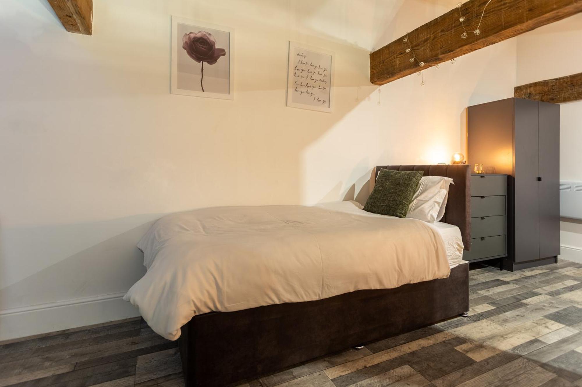 Bradford Luxury Central Apartment Exterior photo